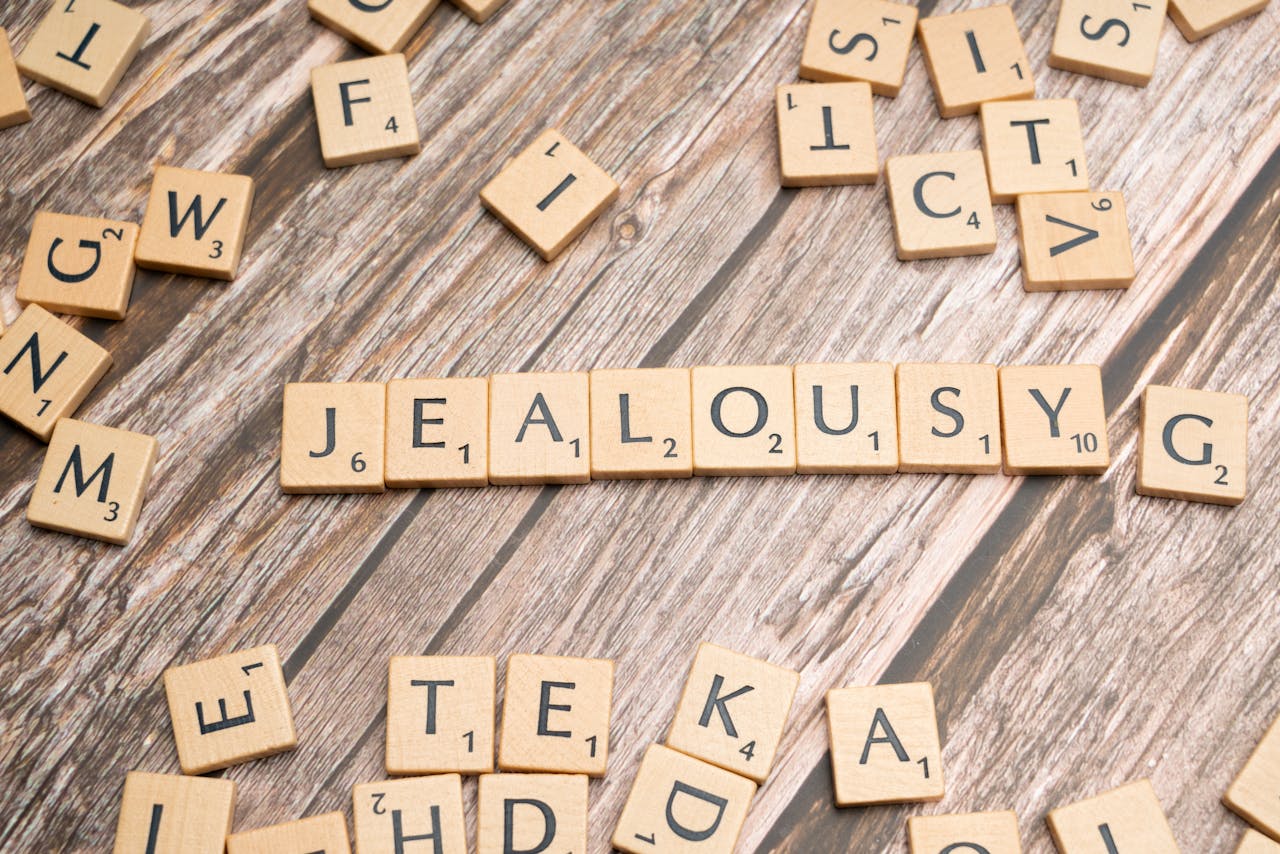 Tips-for-Managing-Jealousy-in-Your-Relationship