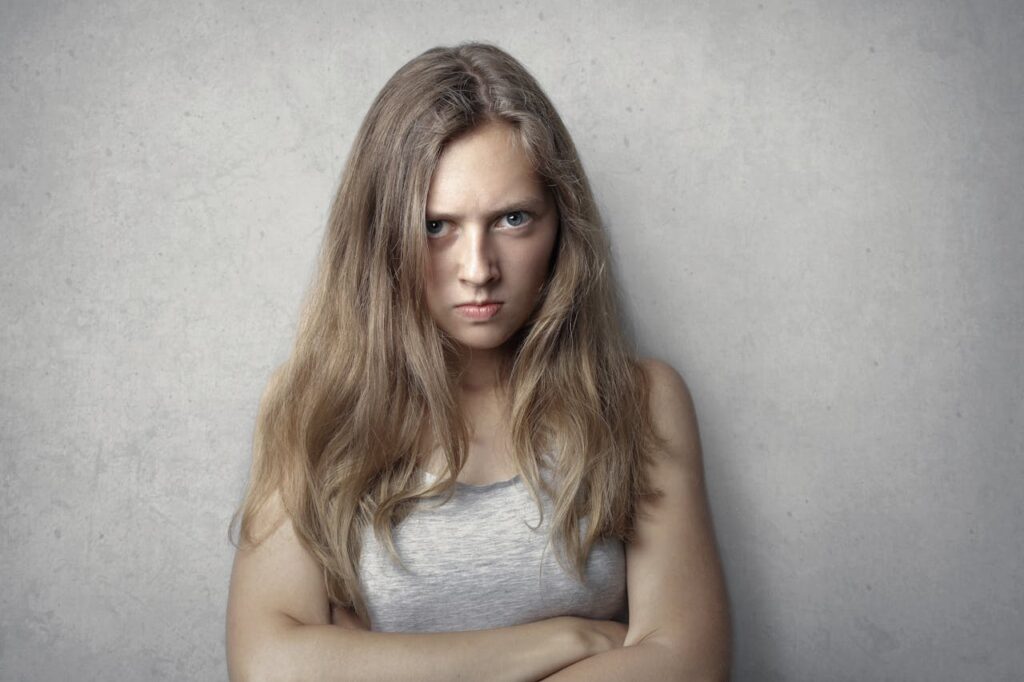 your-girlfriend-is-being-mean-at-you-beacuse-of-her-anger-issues